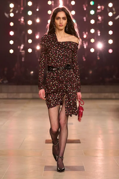 Look 38